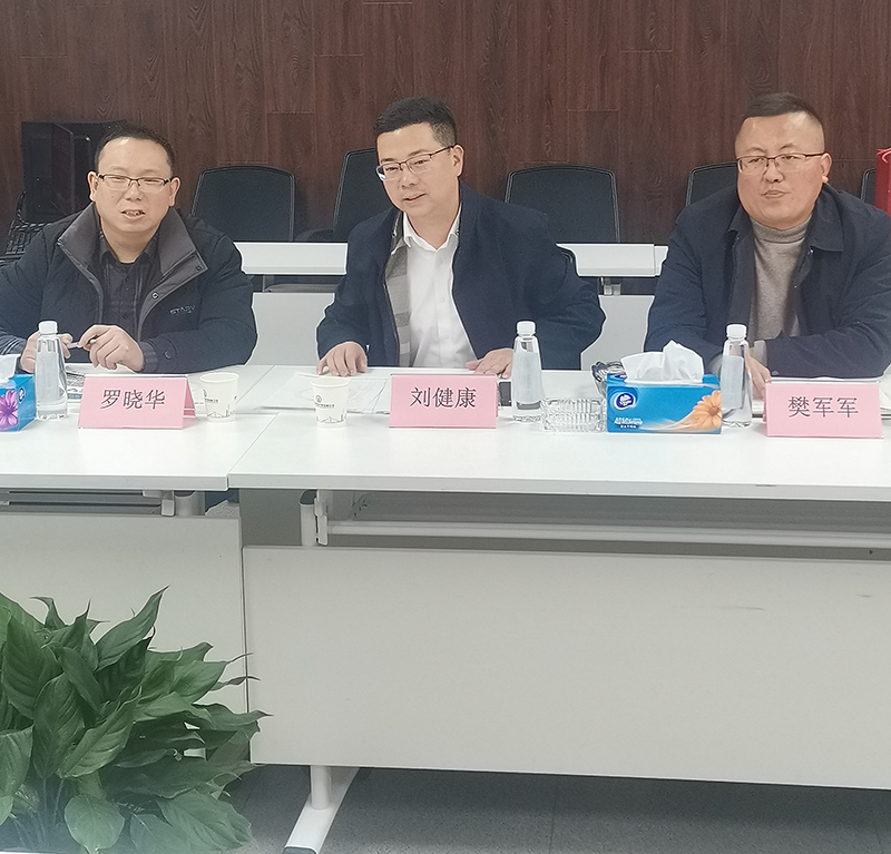 1749170813118956.jpg 1736749556516669.jpg